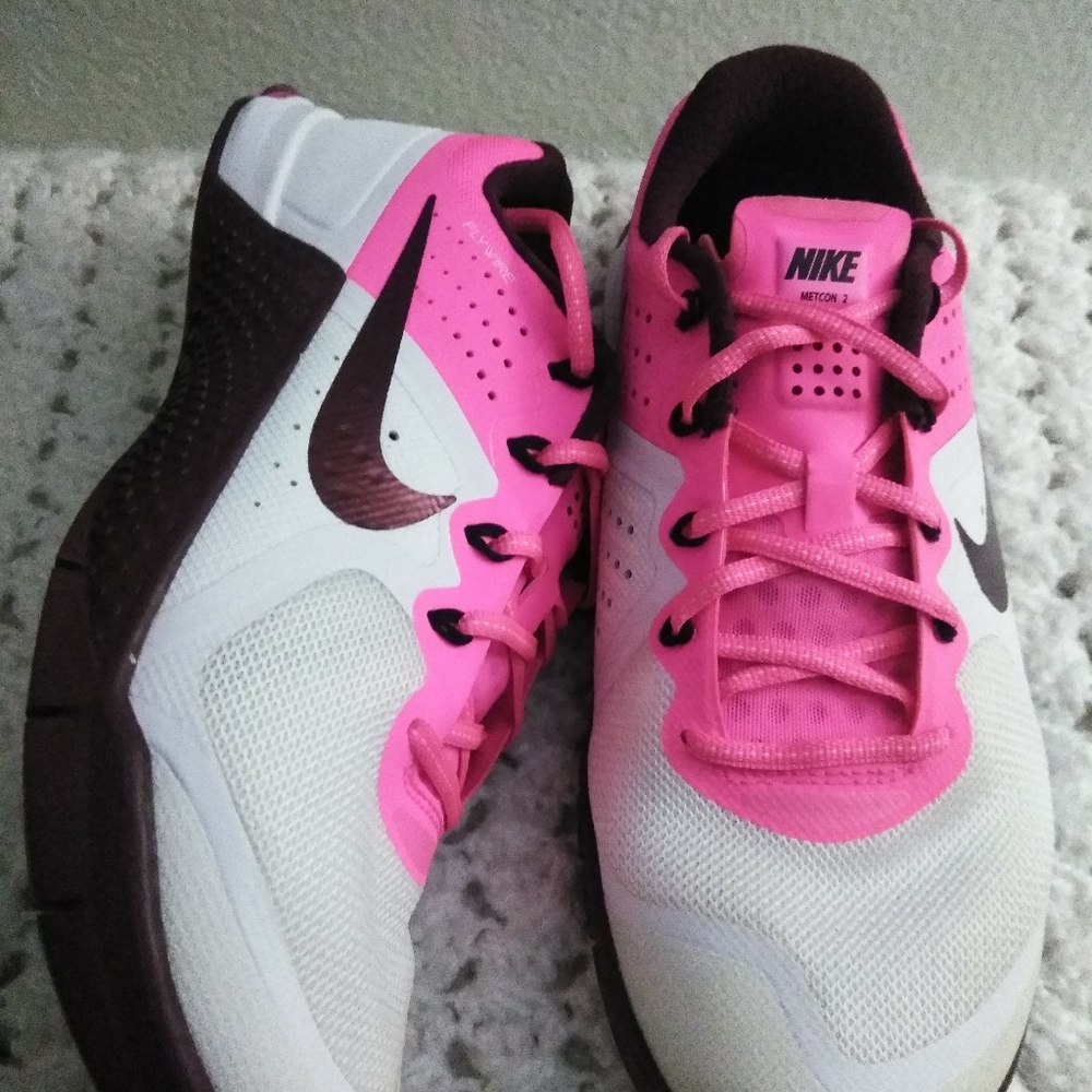 Nike metcon 2 "pink blast"women size 8